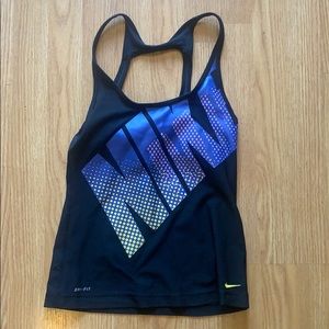 Nike women’s tank top